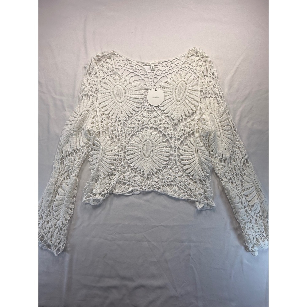 En Creme White Crochet Long Sleeve Medallion Boho Crop Top NWT Size M/L